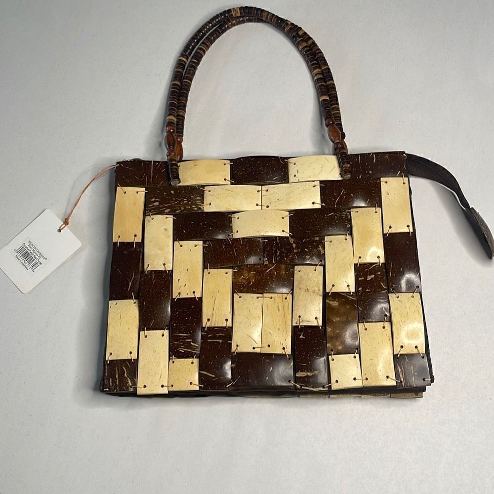 Beachcombers Patchwork Coconut Shell Rectangular Patch Purse Tote - Picture 4 of 9